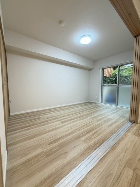 apartment 東京都三鷹市下連雀３丁目26-10 Sapura三鷹4F