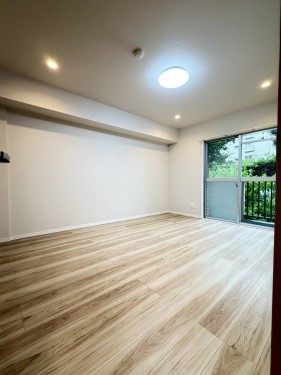 apartment 東京都三鷹市下連雀３丁目26-10 Sapura三鷹4F