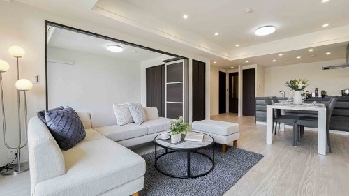 apartment 東京都多摩市落合１丁目9-2 クロダビル1階