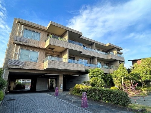 apartment 東京都多摩市落合１丁目9-2 クロダビル1階