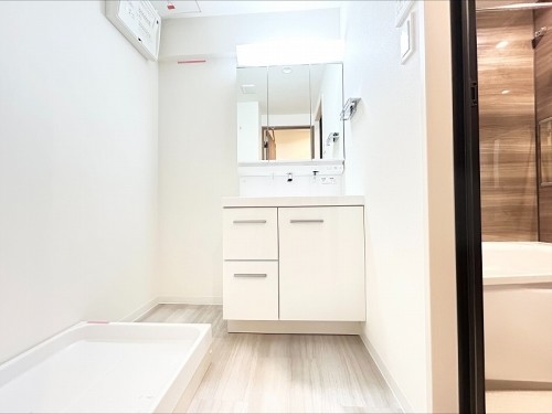 apartment 東京都多摩市落合１丁目9-2 クロダビル1階