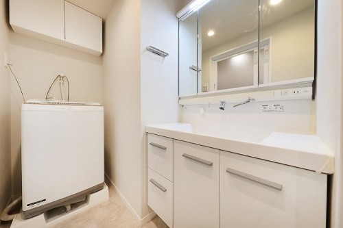 apartment 東京都多摩市落合１丁目9-2 クロダビル1階