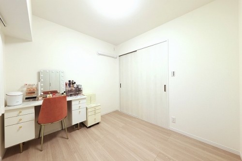 apartment 東京都多摩市落合１丁目9-2 クロダビル1階