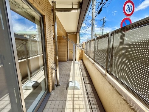 apartment 東京都多摩市落合１丁目9-2 クロダビル1階
