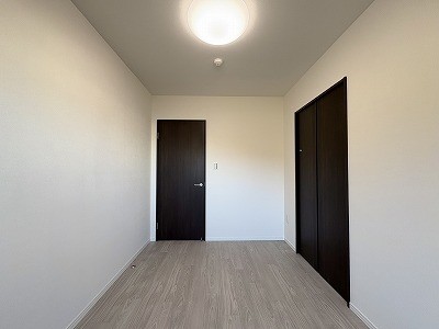 apartment 東京都多摩市落合１丁目9-2 クロダビル1階