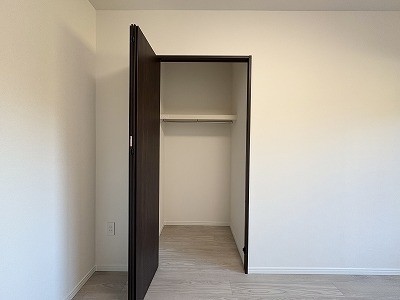 apartment 東京都多摩市落合１丁目9-2 クロダビル1階