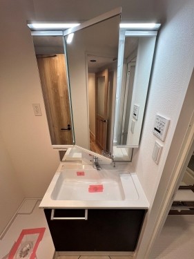 apartment 東京都多摩市落合１丁目9-2 クロダビル1階