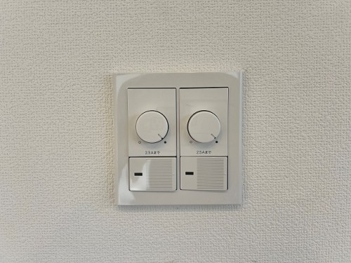 apartment 東京都多摩市落合１丁目9-2 クロダビル1階