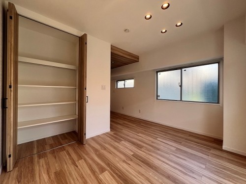 apartment 東京都多摩市落合１丁目9-2 クロダビル1階