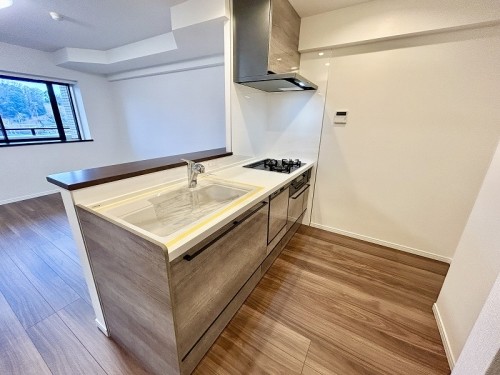 apartment 東京都多摩市落合１丁目9-2 クロダビル1階