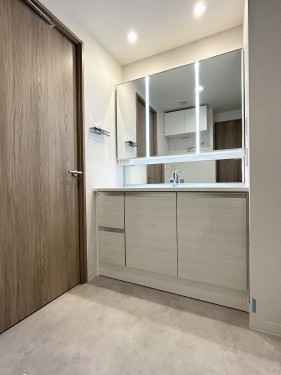 apartment 東京都多摩市落合１丁目9-2 クロダビル1階