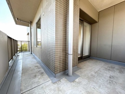 apartment 東京都多摩市落合１丁目9-2 クロダビル1階