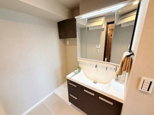 apartment 東京都多摩市落合１丁目9-2 クロダビル1階