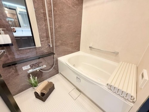 apartment 東京都多摩市落合１丁目9-2 クロダビル1階