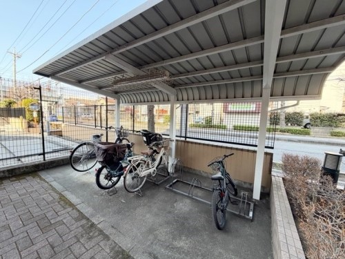 apartment 東京都多摩市落合１丁目9-2 クロダビル1階