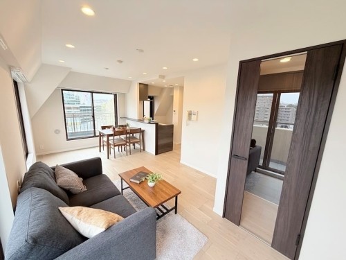 apartment 東京都多摩市落合１丁目9-2 クロダビル1階