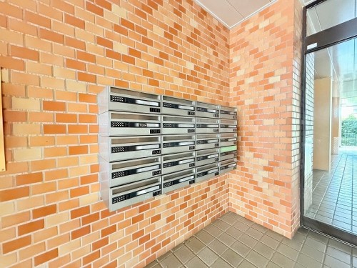 apartment 東京都多摩市落合１丁目9-2 クロダビル1階