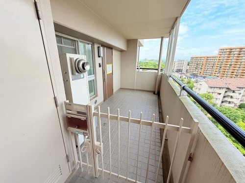 apartment 東京都多摩市落合１丁目9-2 クロダビル1階
