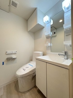 apartment 東京都荒川区南千住７丁目1-1 アクレスティ南千住1F