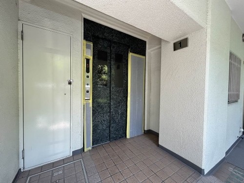 apartment 東京都江東区東陽３丁目27-17 長谷川ビル