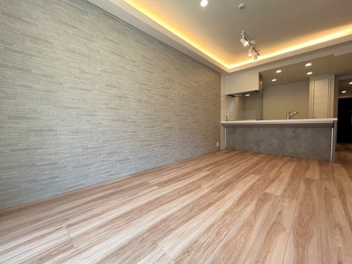 apartment 千葉県浦安市美浜１丁目7-101 エルシティ新浦安7番館