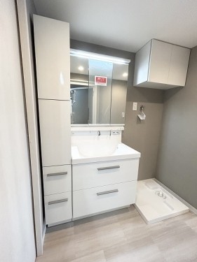 apartment 千葉県浦安市美浜１丁目7-101 エルシティ新浦安7番館