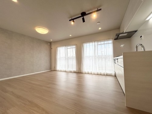 apartment 千葉県浦安市美浜１丁目7-101 エルシティ新浦安7番館