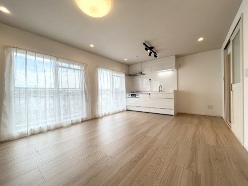 apartment 千葉県浦安市美浜１丁目7-101 エルシティ新浦安7番館