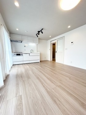 apartment 千葉県浦安市美浜１丁目7-101 エルシティ新浦安7番館