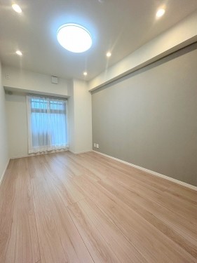 apartment 千葉県浦安市美浜１丁目7-101 エルシティ新浦安7番館