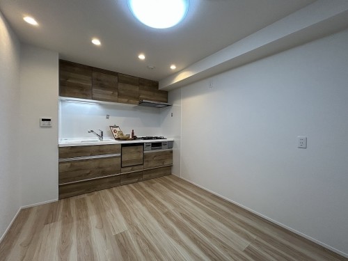 apartment 千葉県浦安市美浜１丁目7-101 エルシティ新浦安7番館