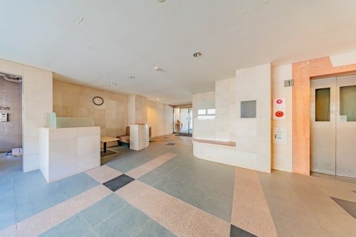 apartment 千葉県浦安市美浜１丁目7-101 エルシティ新浦安7番館