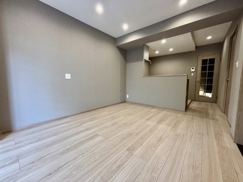 apartment 千葉県船橋市本町７丁目12-23 藤井ビル2F