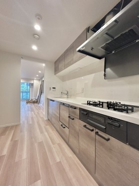 apartment 千葉県千葉市中央区富士見２丁目5-12 GRAND　CENTRAL　CHIBA1階