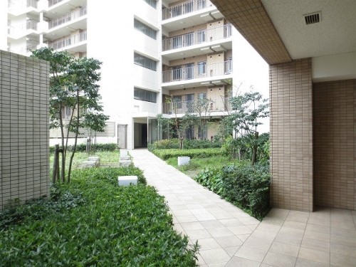 apartment 千葉県千葉市中央区富士見２丁目5-12 GRAND　CENTRAL　CHIBA1階