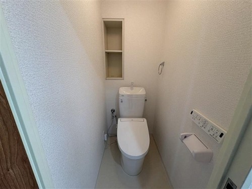 apartment 大阪府大阪市中央区道修町１丁目5-18 朝日生命道修町ビル1F