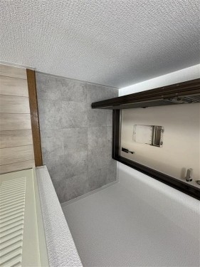 apartment 大阪府大阪市中央区道修町１丁目5-18 朝日生命道修町ビル1F
