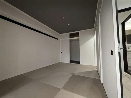 apartment 大阪府大阪市中央区道修町１丁目5-18 朝日生命道修町ビル1F