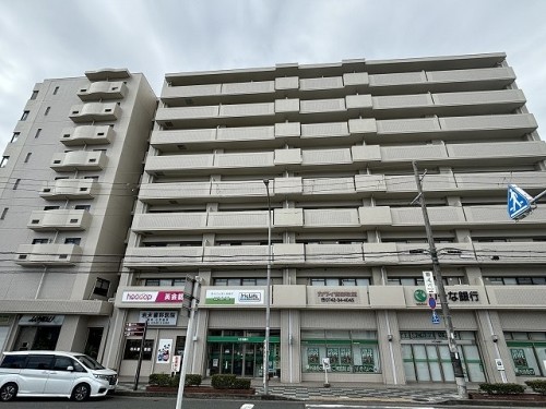 apartment 大阪府大阪市中央区道修町１丁目5-18 朝日生命道修町ビル1F