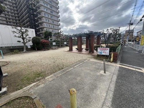 apartment 大阪府大阪市中央区道修町１丁目5-18 朝日生命道修町ビル1F