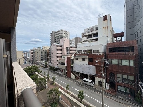 apartment 大阪府大阪市中央区道修町１丁目5-18 朝日生命道修町ビル1F