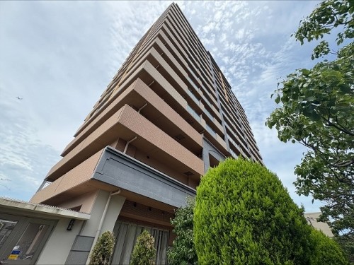 apartment 大阪府大阪市中央区道修町１丁目5-18 朝日生命道修町ビル1F