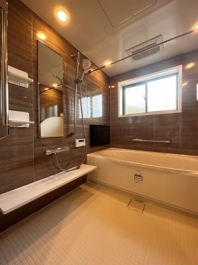 apartment 大阪府豊中市新千里東町１丁目4-1 阪急千里中央ビル10F