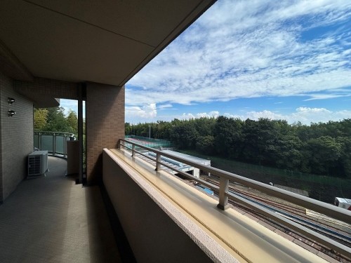 apartment 大阪府豊中市新千里東町１丁目4-1 阪急千里中央ビル10F