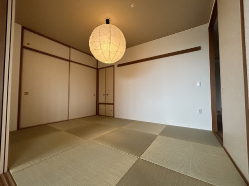 apartment 大阪府豊中市新千里東町１丁目4-1 阪急千里中央ビル10F