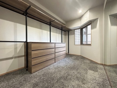 apartment 大阪府豊中市新千里東町１丁目4-1 阪急千里中央ビル10F