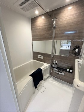 apartment 大阪府豊中市新千里東町１丁目4-1 阪急千里中央ビル10F