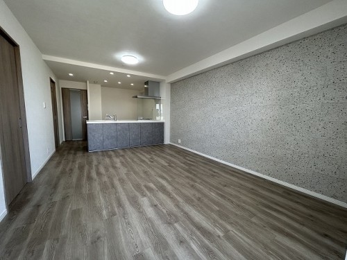 apartment 大阪府豊中市新千里東町１丁目4-1 阪急千里中央ビル10F