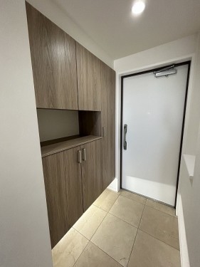 apartment 大阪府豊中市新千里東町１丁目4-1 阪急千里中央ビル10F