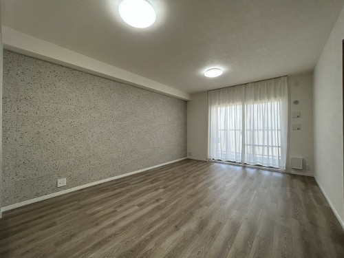 apartment 大阪府豊中市新千里東町１丁目4-1 阪急千里中央ビル10F